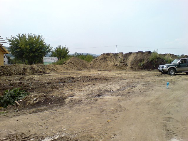 img00003.jpg